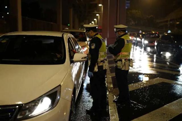 酒精測試儀怎麼消毒 廣州用被動式酒精檢測儀“一次一消毒”